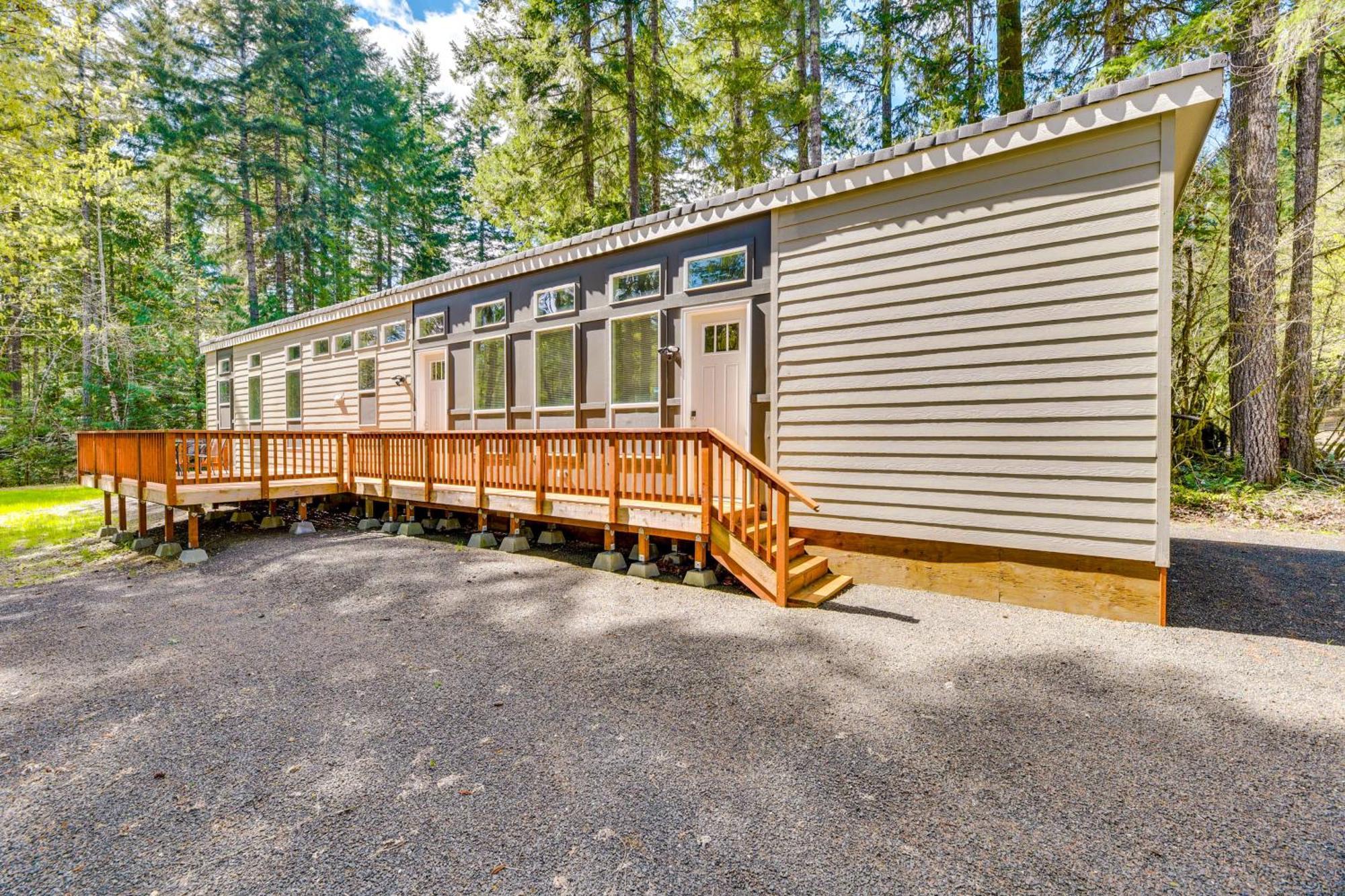Hoodsport Vacation Rental With Private Lake Access! Eksteriør bilde